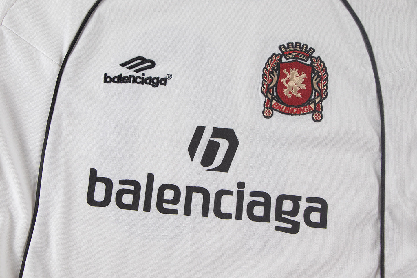 Balenciaga Sweater Longsleeve