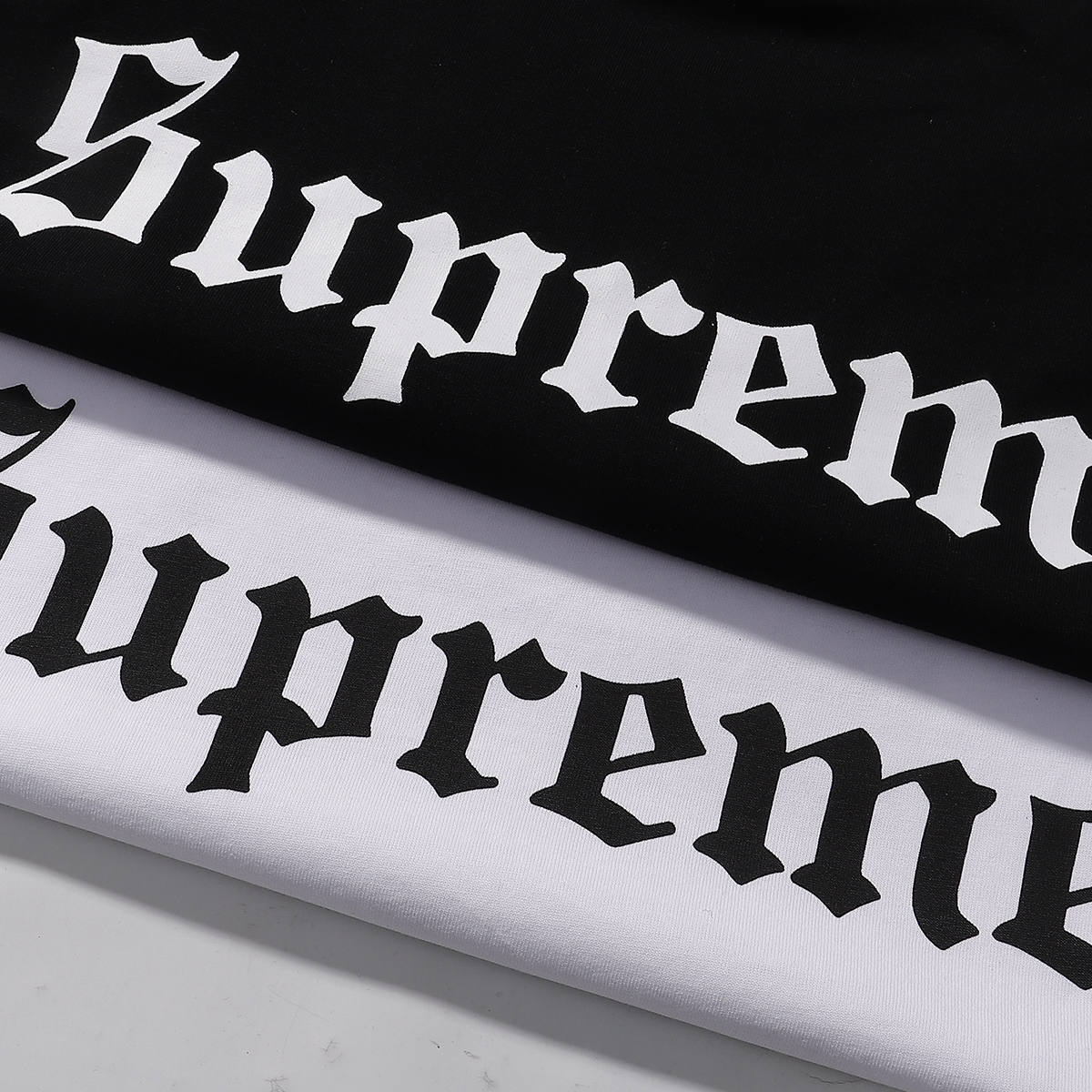 Supreme T-Shirt
