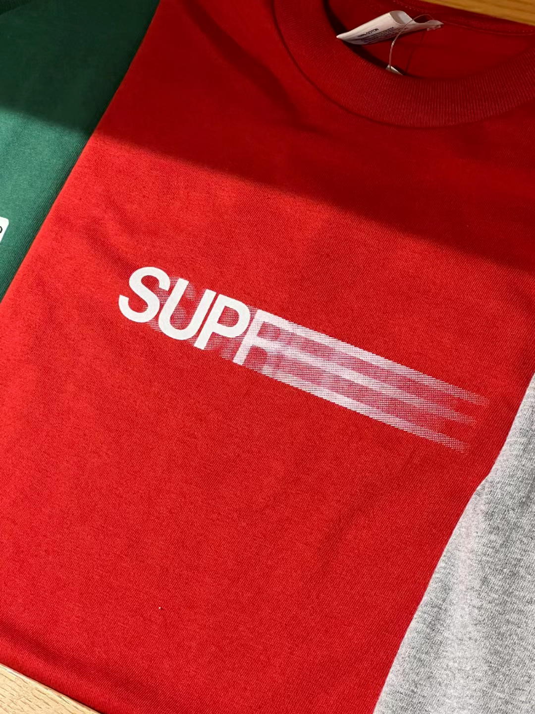 Supreme T-Shirt