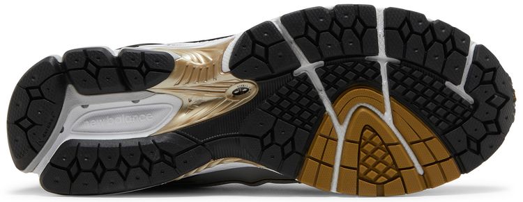 New Balance 1906r Metallic Silver Metallic Gold