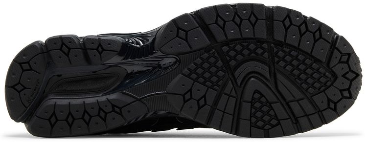 New Balance 1906u Triple Black