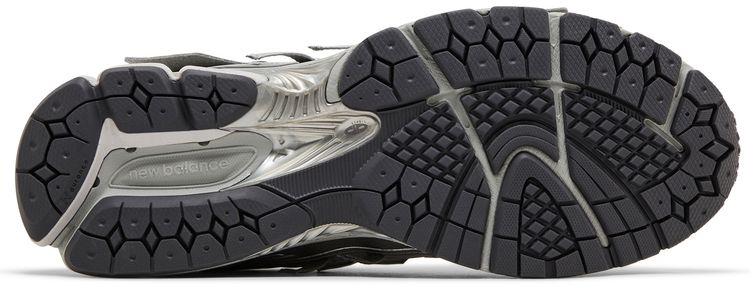 New Balance 1906a Concrete Silver Metallic