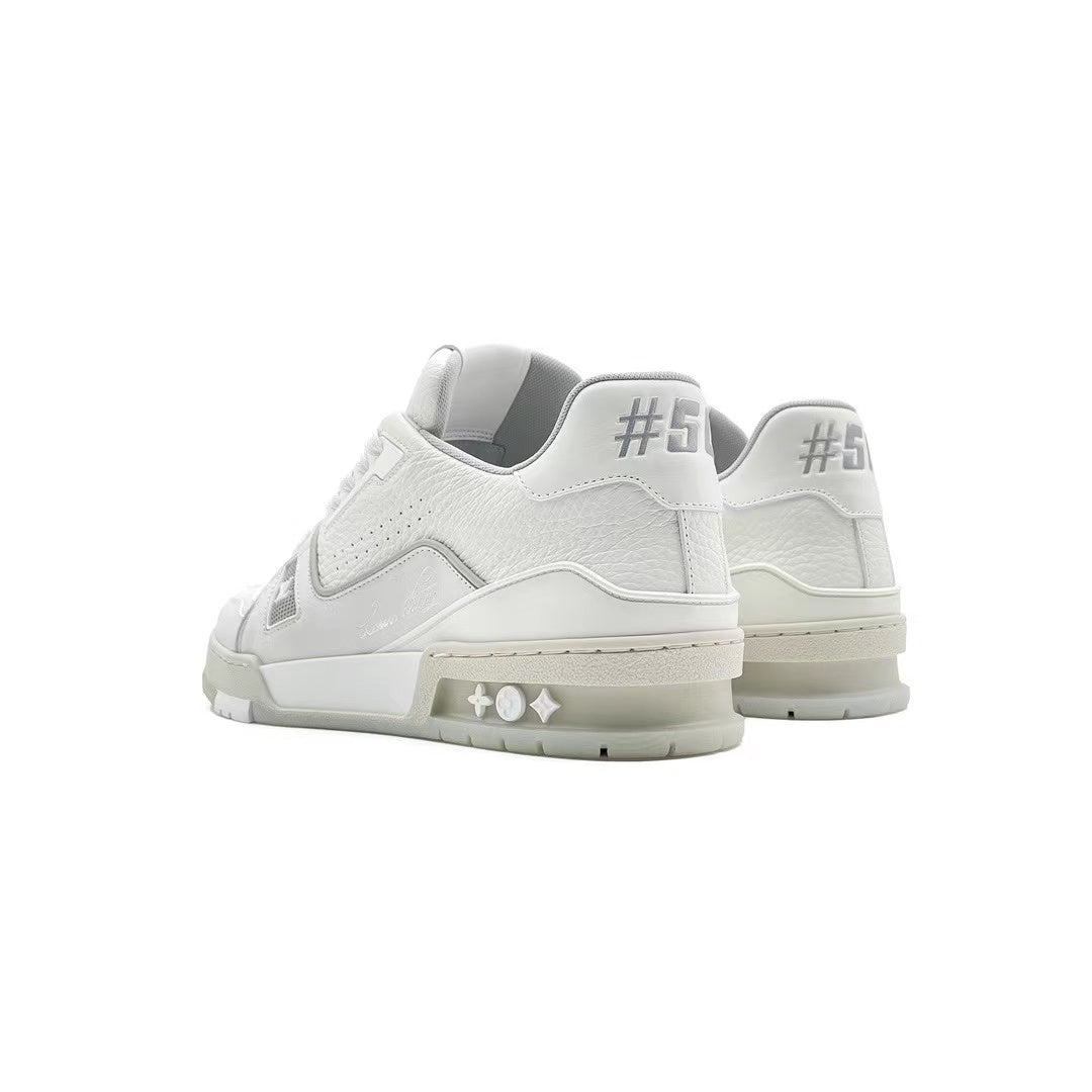 Louis Vuitton Trainer White Signature